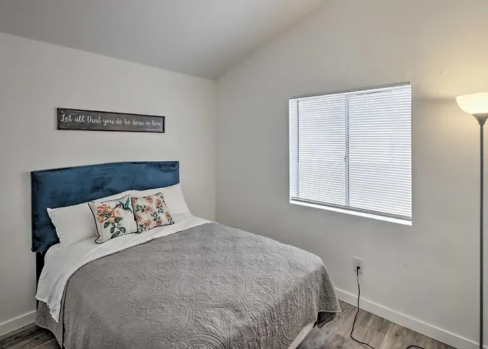 5 Mi To The River! Bullhead W/ Pool * Bullhead City